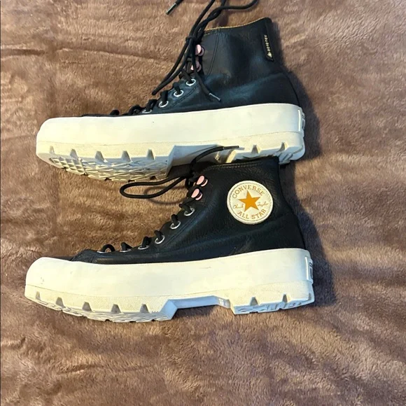 Converse All Star Women’s Size 9 Lugged Heel Leather Rare Shoes Good Condition! - Picture 3 of 11